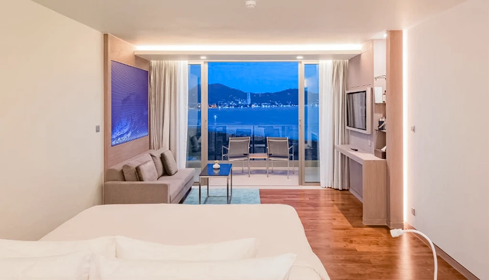 هتل اوشن فرانت بیچ ریزورت پوکت